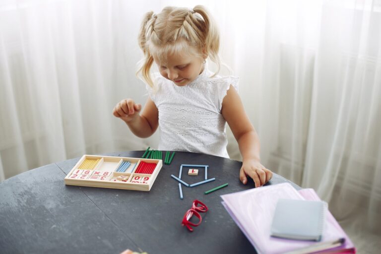 How to Develop Critical Thinking Skills in Children